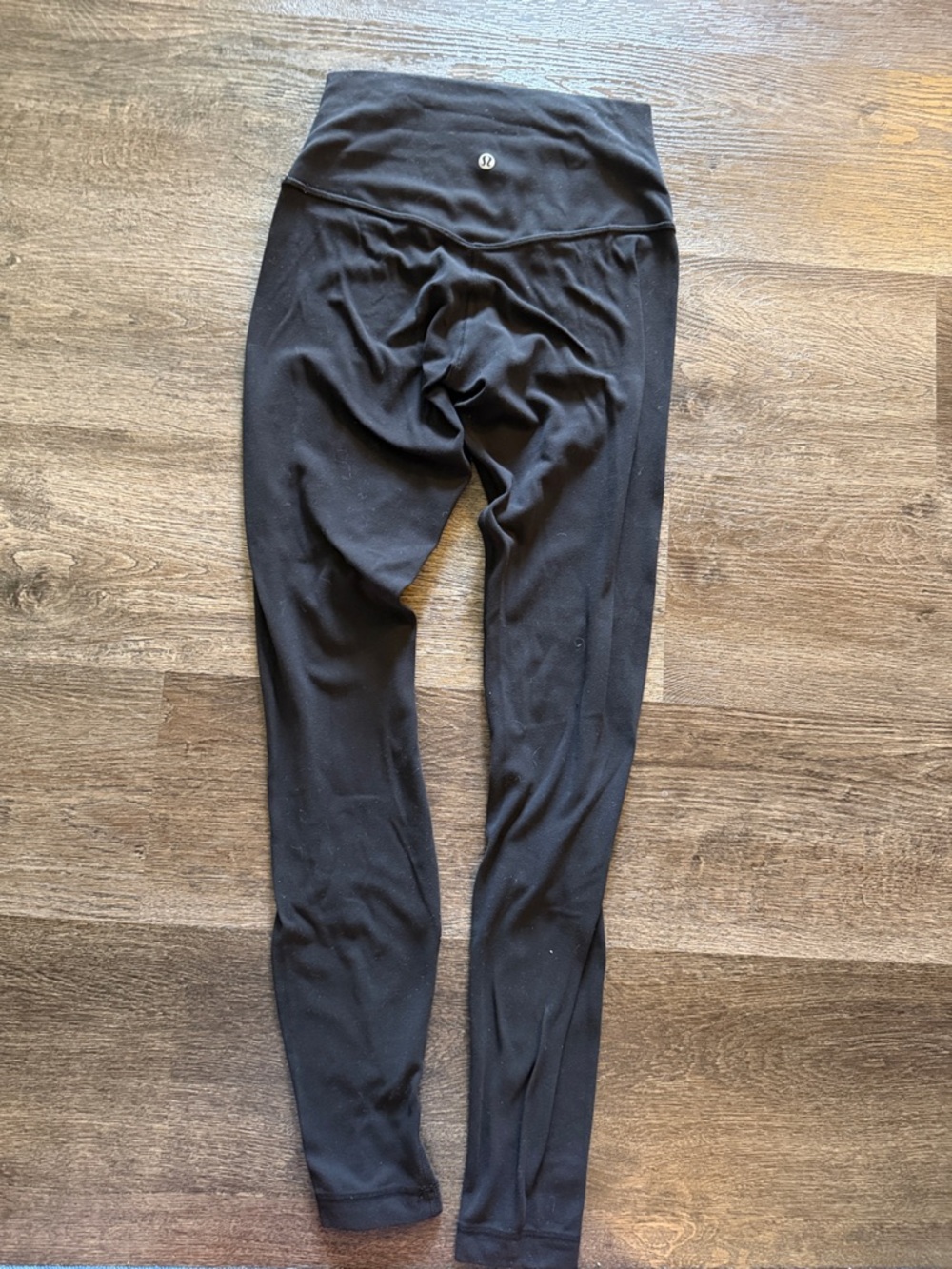 SIZE 4 LULULEMON BLACK ALIGN LEGGINGS 24”